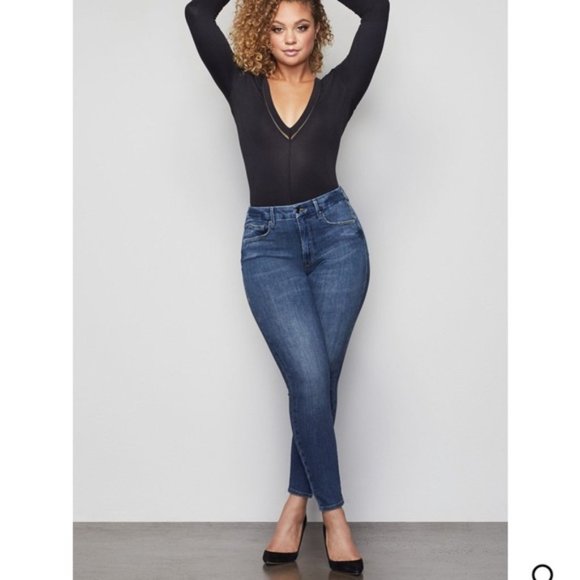 Good American Good Legs Released Hem Size 6/28 - Picture 2 of 13